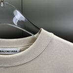 Balenciaga Off-White Logo Print Cotton Half Sleeve T-Shirt in a medium fit - Image 7