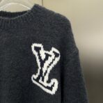 Louis Vuitton LV Intarsia Crewneck in navy, made from a wool and polyamide blend - Image 11