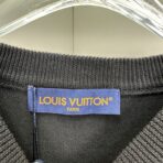 Louis Vuitton pre-owned 2010 logo-intarsia black jumper - Image 8