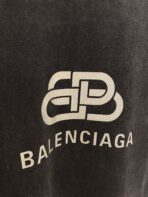 Balenciaga logo-print short-sleeve t-shirt - Image 9