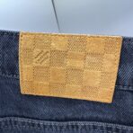 Louis Vuitton black denim pants with a Monogram Macro motif - Image 12