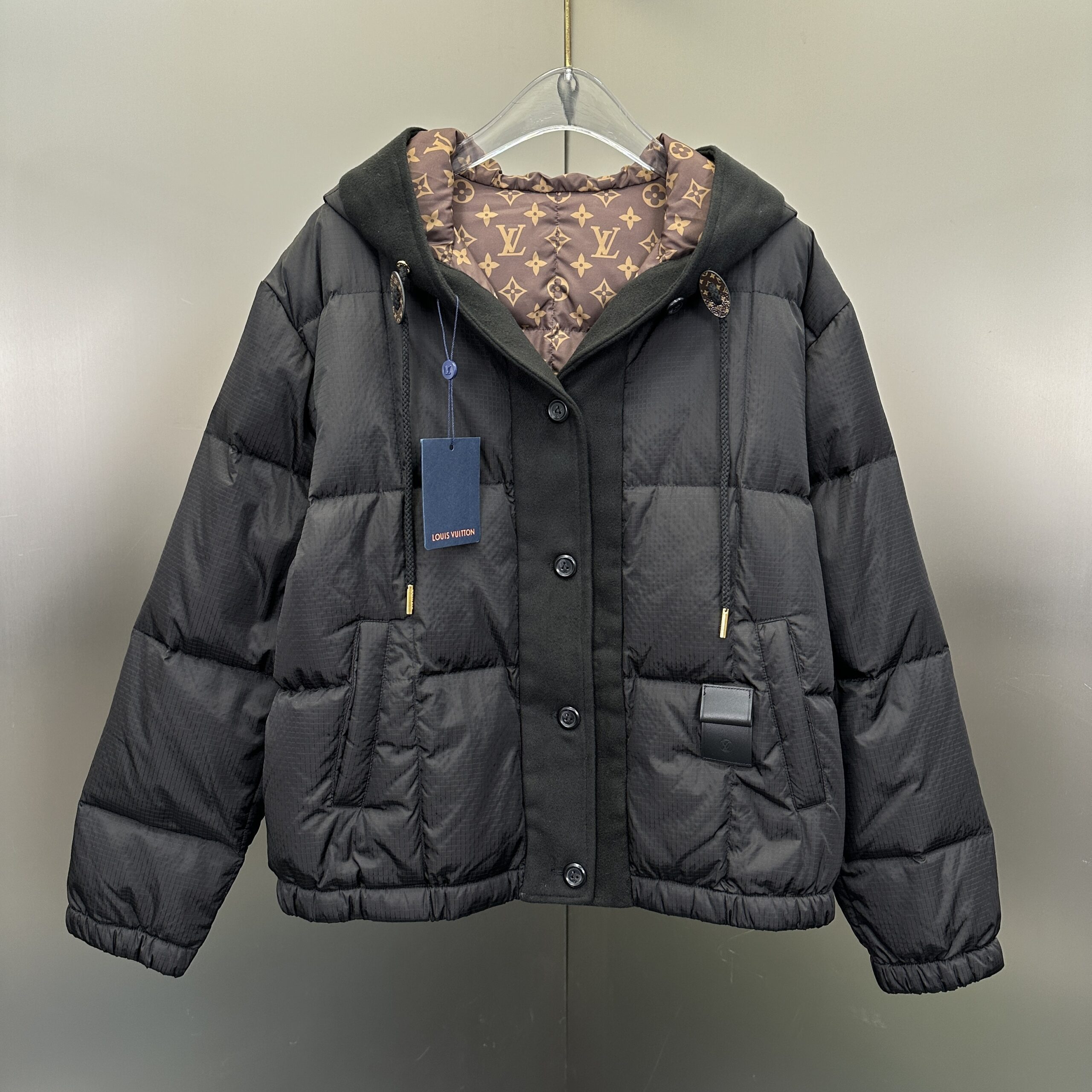 fed2d564 Louis Vuitton Hooded Quilted Ripstop Jacket Black - Image 1